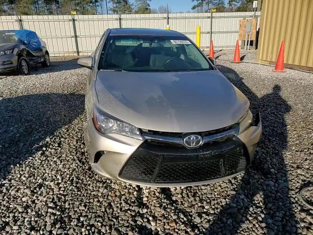 2015 Toyota Camry - Image 13