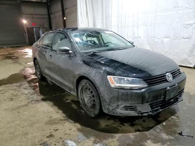 2014 Volkswagen Jetta - Image 19