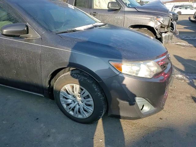 2012 Toyota Camry - Image 10