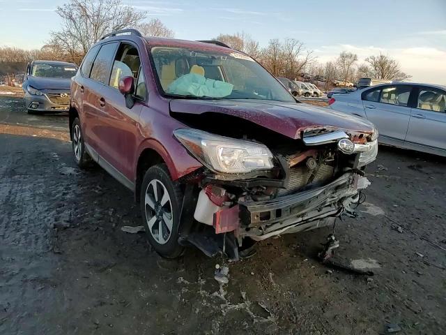 2018 Subaru Forester - Image 12