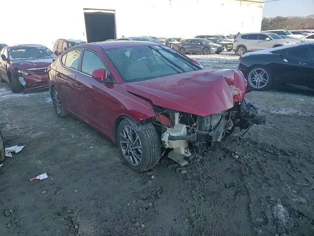 2019 Hyundai Elantra - Image 13