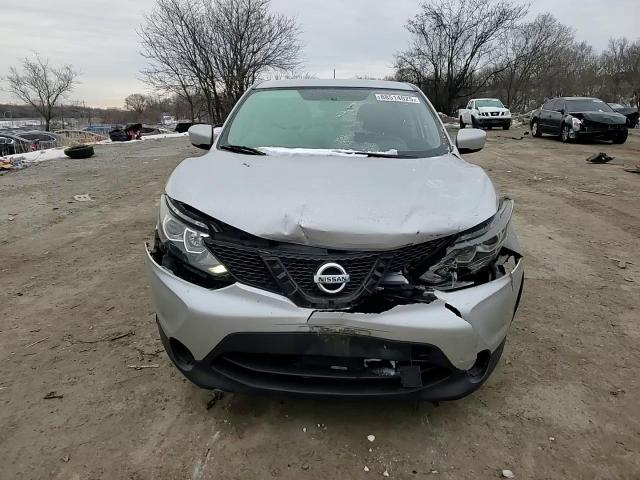 2017 Nissan Rogue - Image 12