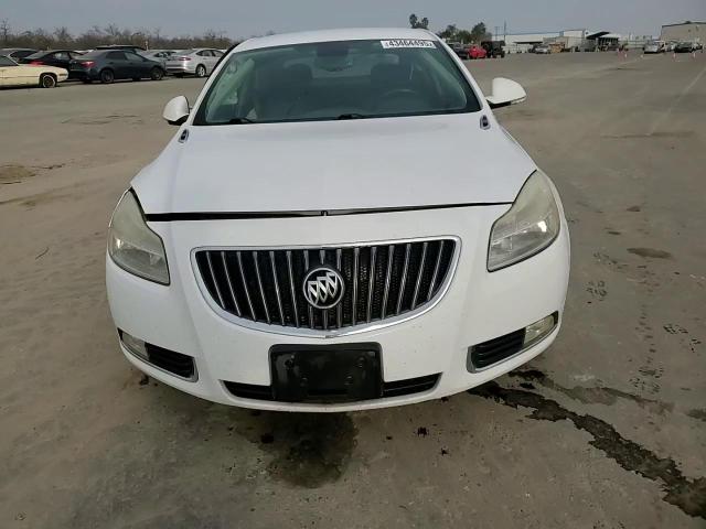 2012 Buick Regal - Image 10