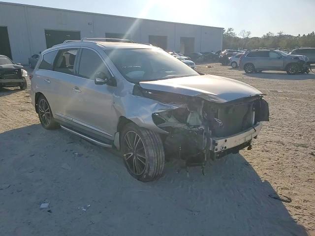 2018 Infiniti QX60 - Image 12