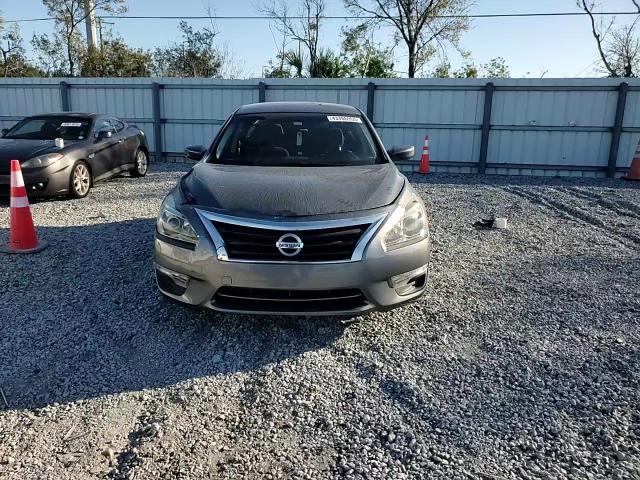 2015 Nissan Altima - Image 11