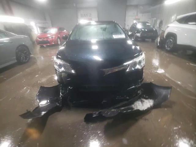 2013 Toyota Camry - Image 13