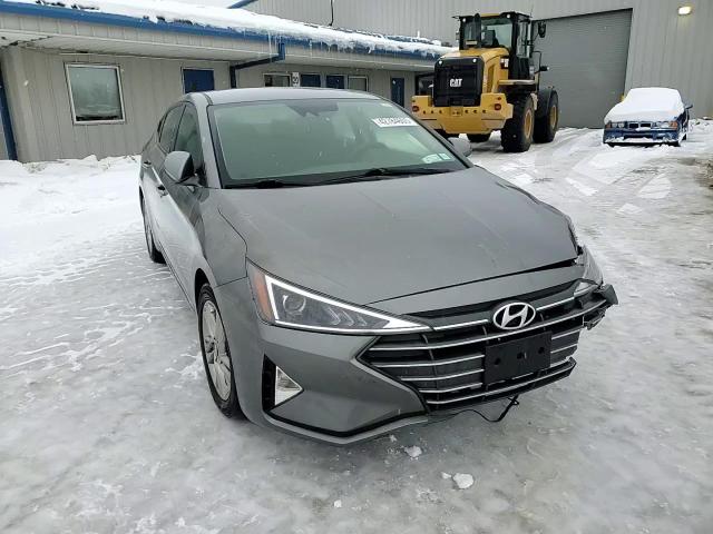 2019 Hyundai Elantra - Image 13