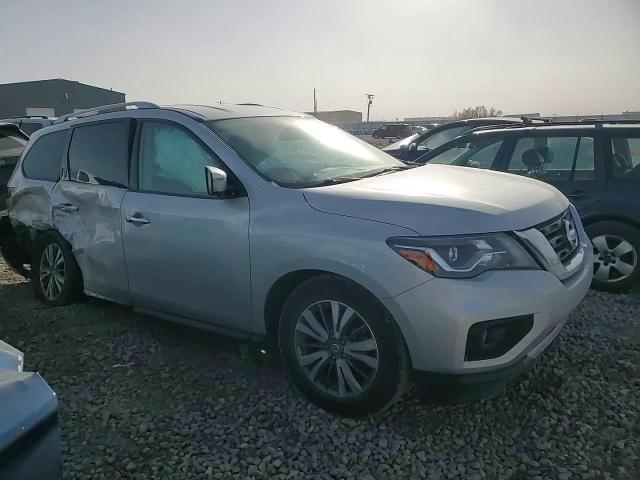 2019 Nissan Pathfinder - Image 12