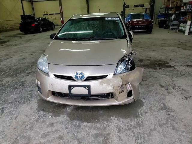 2010 Toyota Prius - Image 11