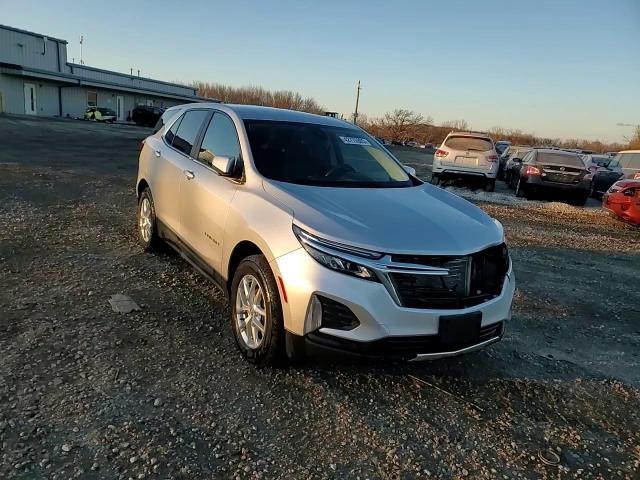 2022 Chevrolet Equinox - Image 14