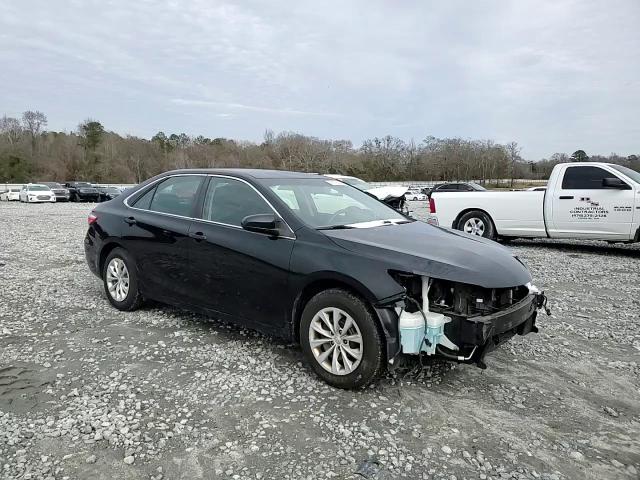 2015 Toyota Camry - Image 11