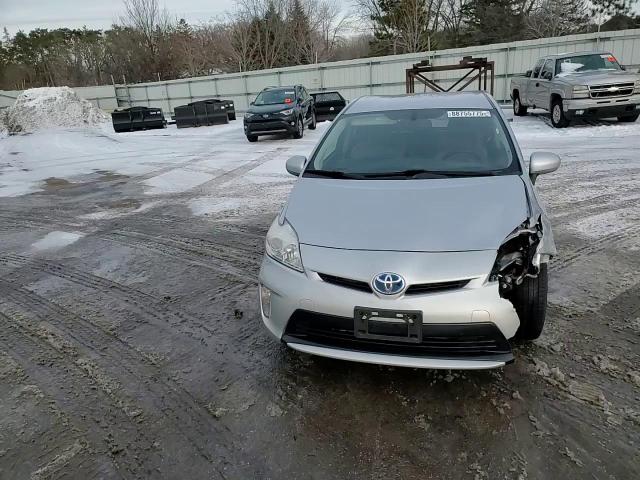 2012 Toyota Prius - Image 10