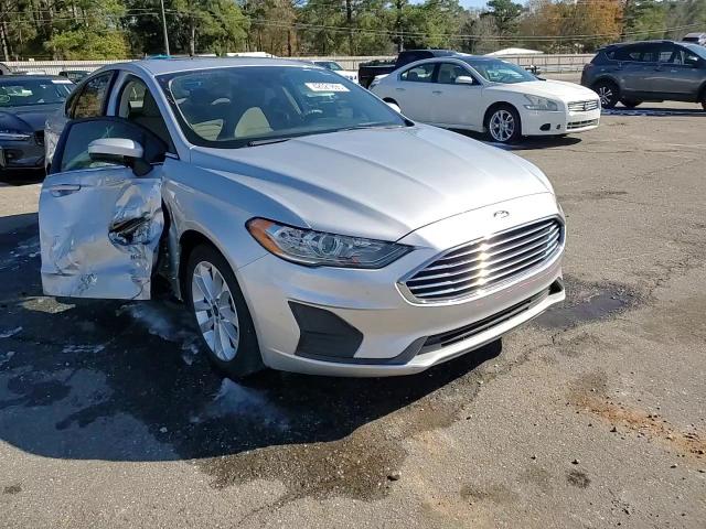 2019 Ford Fusion - Image 14