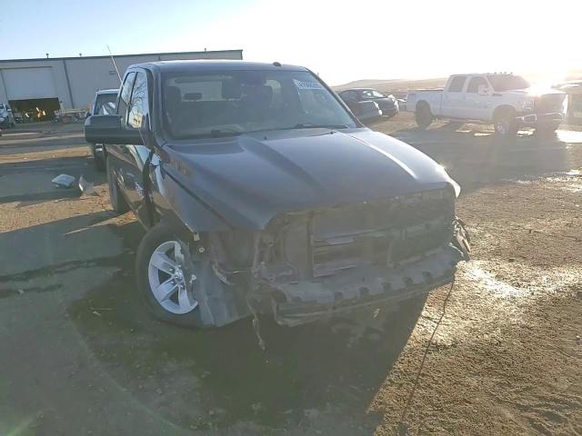2016 RAM 1500 - Image 14