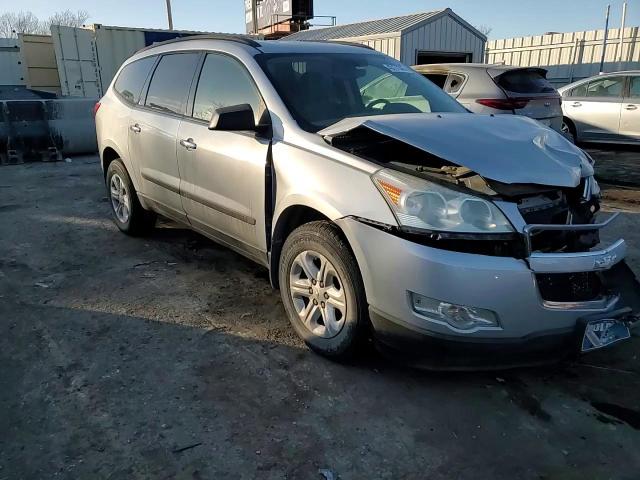 2012 Chevrolet Traverse - Image 12