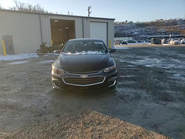 2018 Chevrolet Malibu - Image 13