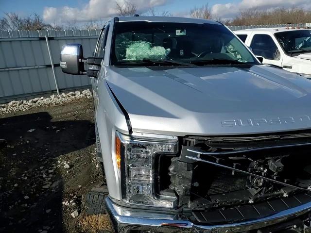 2017 Ford F250 - Image 10