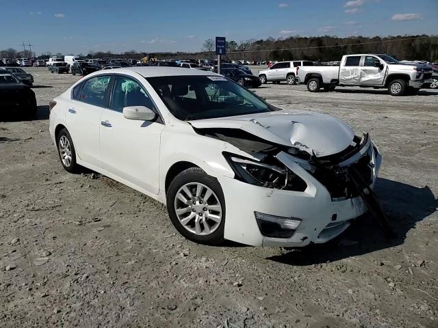 2015 Nissan Altima - Image 11