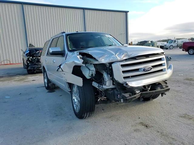 2010 Ford Expedition - Image 12