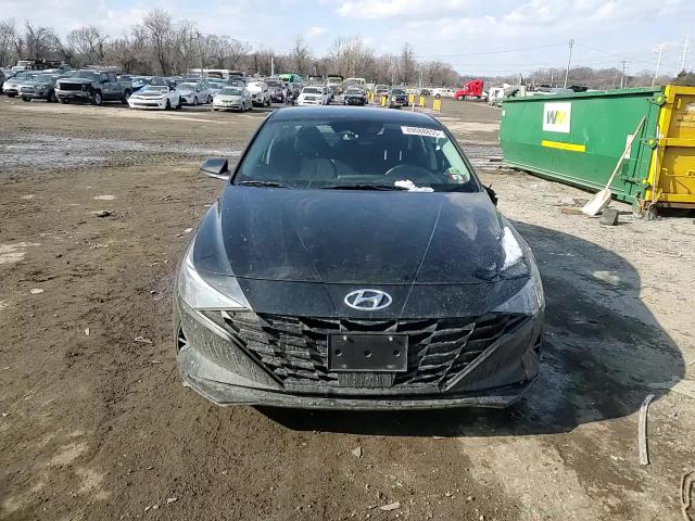 2021 Hyundai Elantra - Image 11
