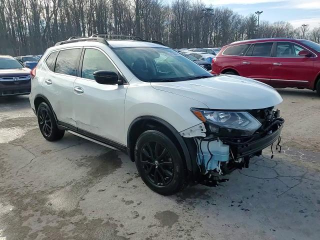 2018 Nissan Rogue - Image 15