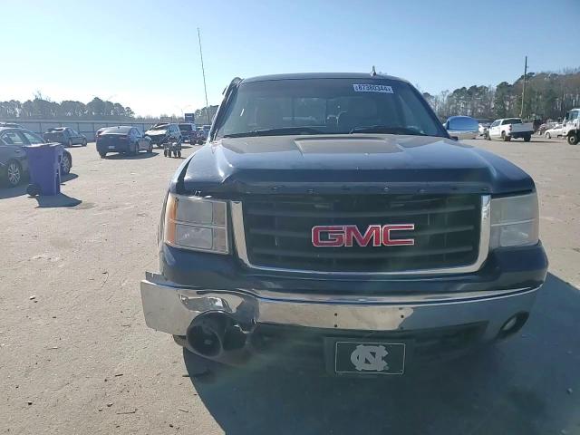 2008 GMC Sierra - Image 11