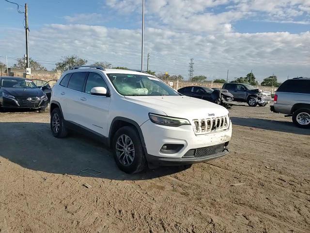 2019 Jeep Grand Cherokee - Image 12
