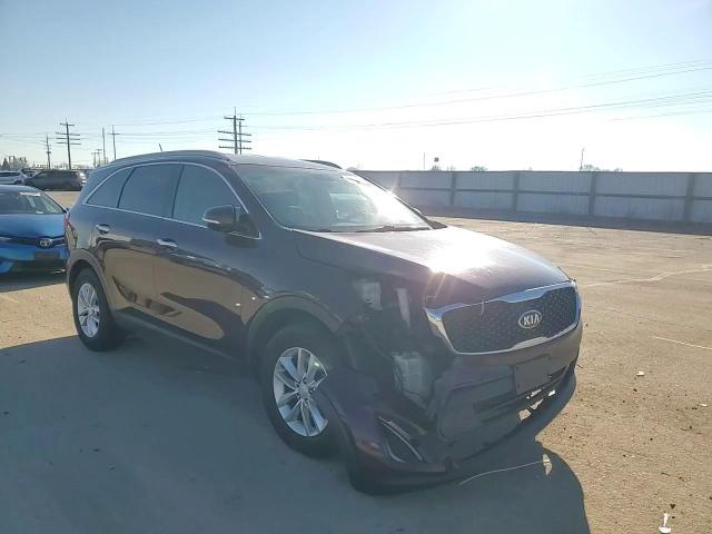 2016 Kia Sorento - Image 11