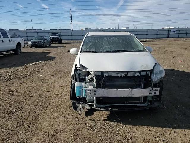 2012 Toyota Prius - Image 10
