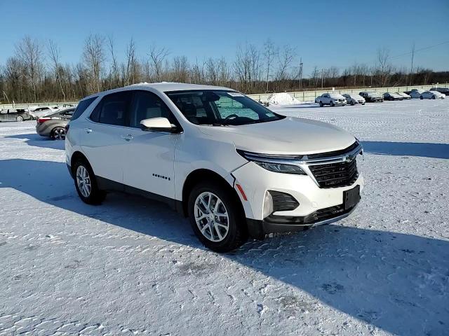 2022 Chevrolet Equinox - Image 14