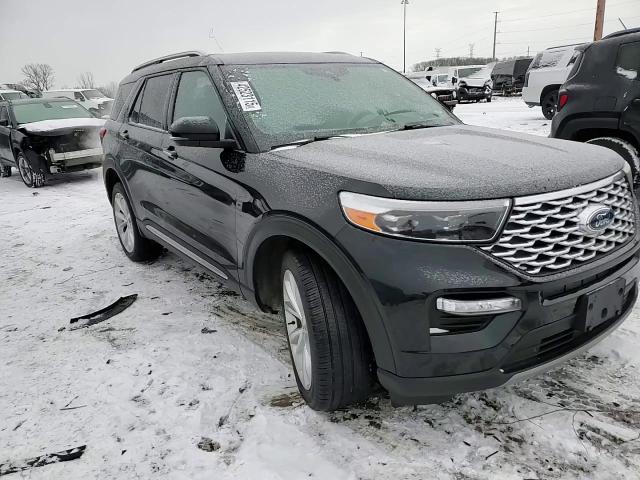 2022 Ford Explorer - Image 11