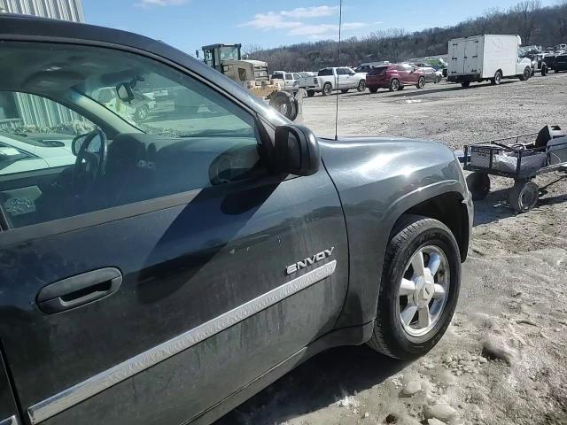2006 GMC Envoy - Image 12