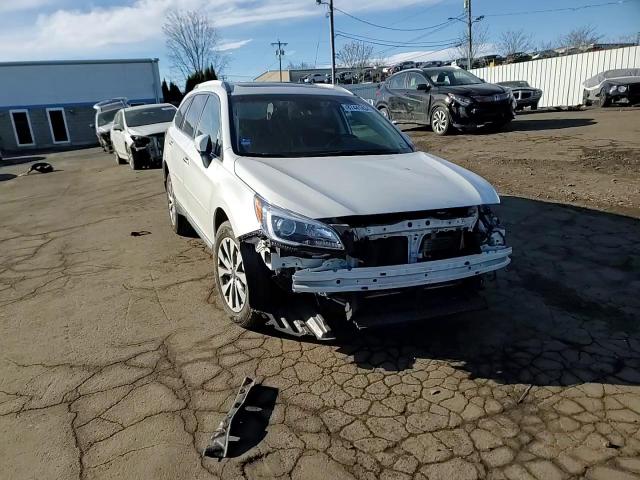 2017 Subaru Outback - Image 11