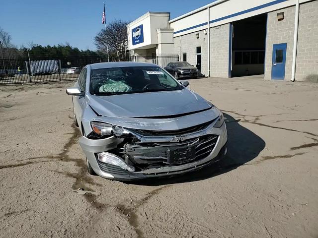 2019 Chevrolet Malibu - Image 10