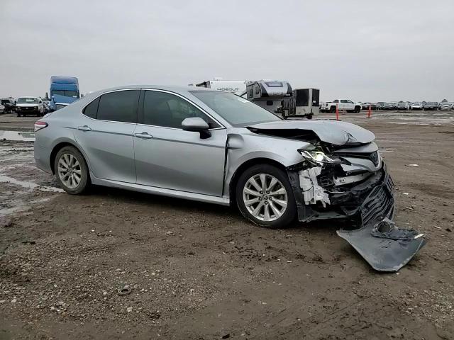 2020 Toyota Camry - Image 11