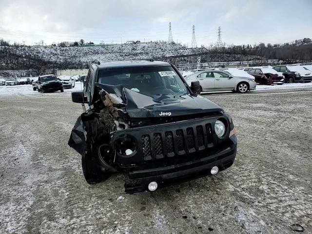 2014 Jeep Liberty (Patriot) - Image 13