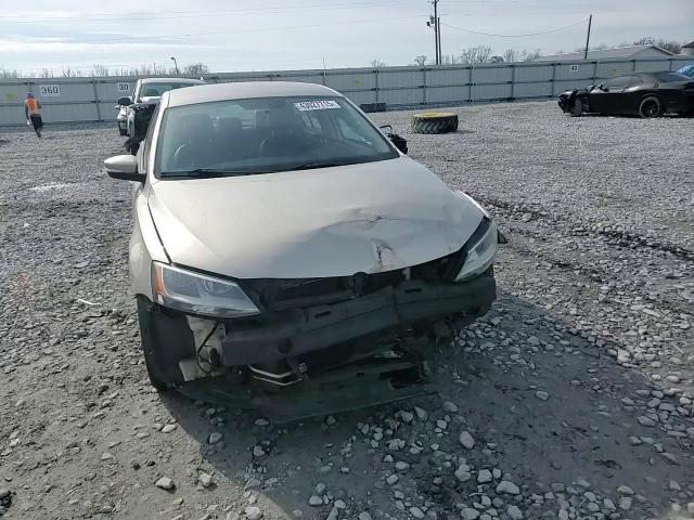 2014 Volkswagen Jetta - Image 10