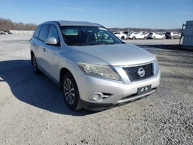 2014 Nissan Pathfinder - Image 11
