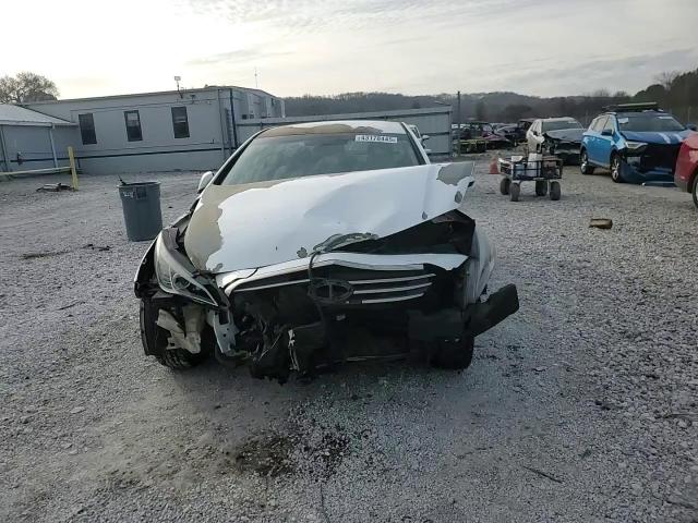 2015 Hyundai Sonata - Image 11