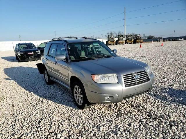2008 Subaru Forester - Image 12