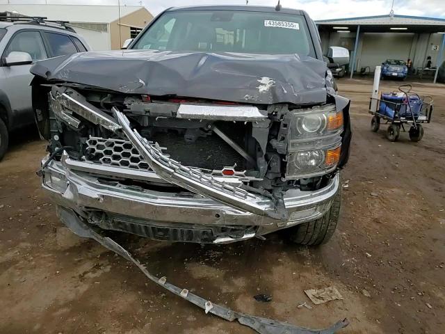 2015 Chevrolet Silverado - Image 11