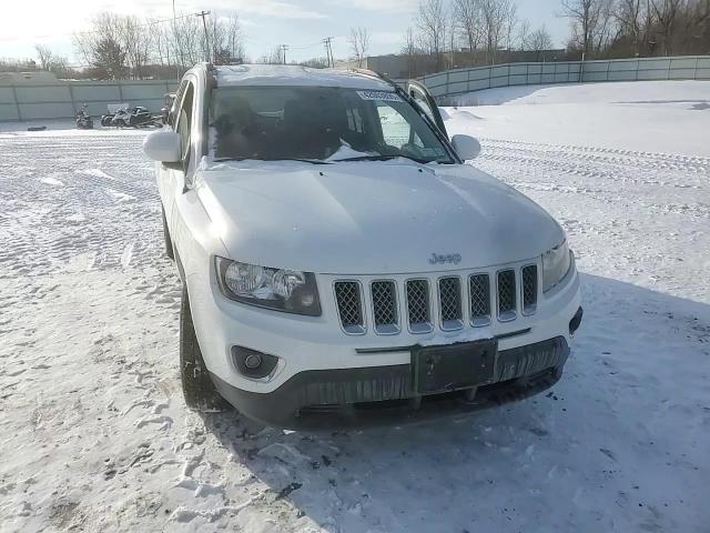 2016 Jeep Compass - Image 11