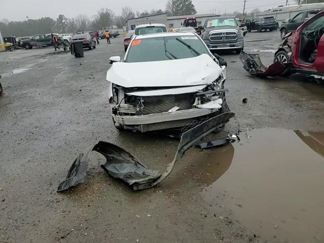 2019 Honda Civic - Image 11
