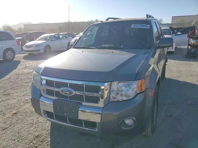 2010 Ford Escape - Image 12
