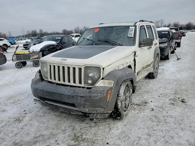 2010 Jeep Liberty (North America) - Image 11