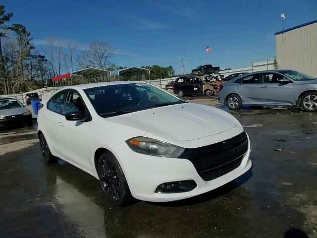 2016 Dodge Dart - Image 14