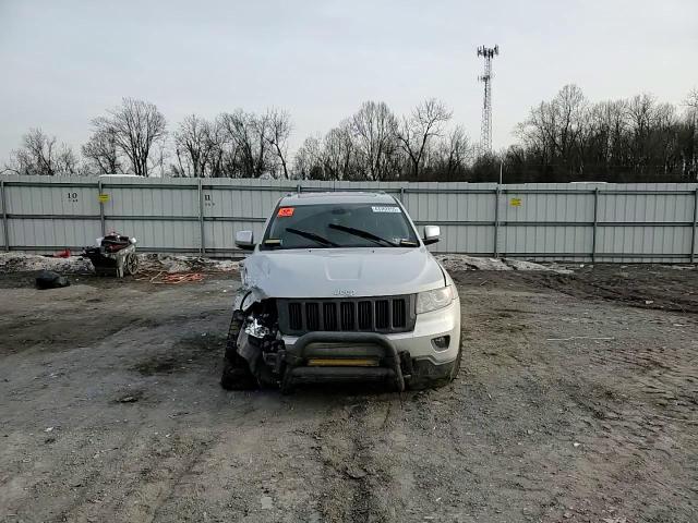 2012 Jeep Grand Cherokee - Image 12