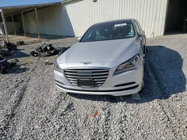 2015 Hyundai Genesis - Image 13
