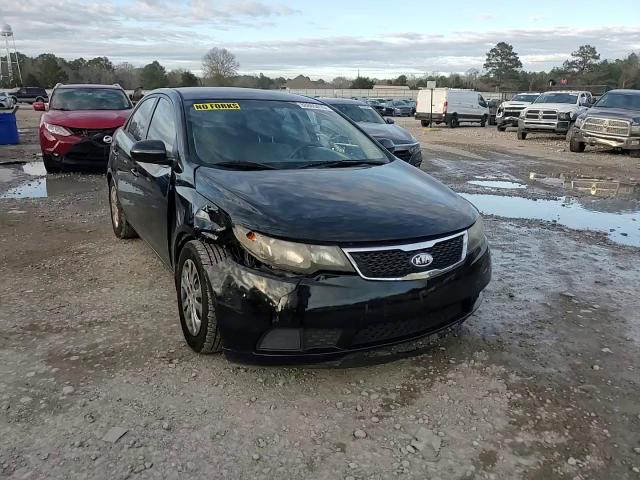 2012 Kia Forte - Image 10