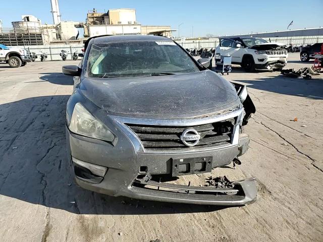 2015 Nissan Altima - Image 10